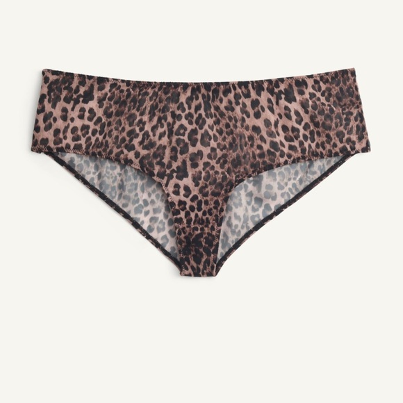 NWT 2pc ZARA  TRIANGULAR BRA X KATE MOSS SIZE ML
🚨 FINAL PRICE NO OFFER ACCEPT - Picture 8 of 8